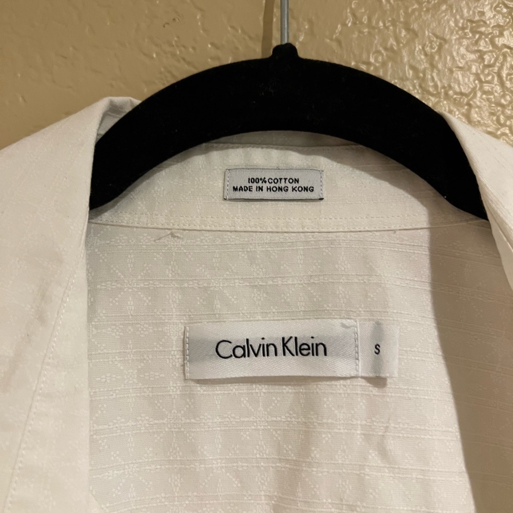 Calvin Klein Button Up - Picture 4 of 5